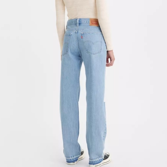 Levi’s LOW PRO Women’s Jeans - Light Stonewash Size 28 (size 6) - Picture 6 of 9